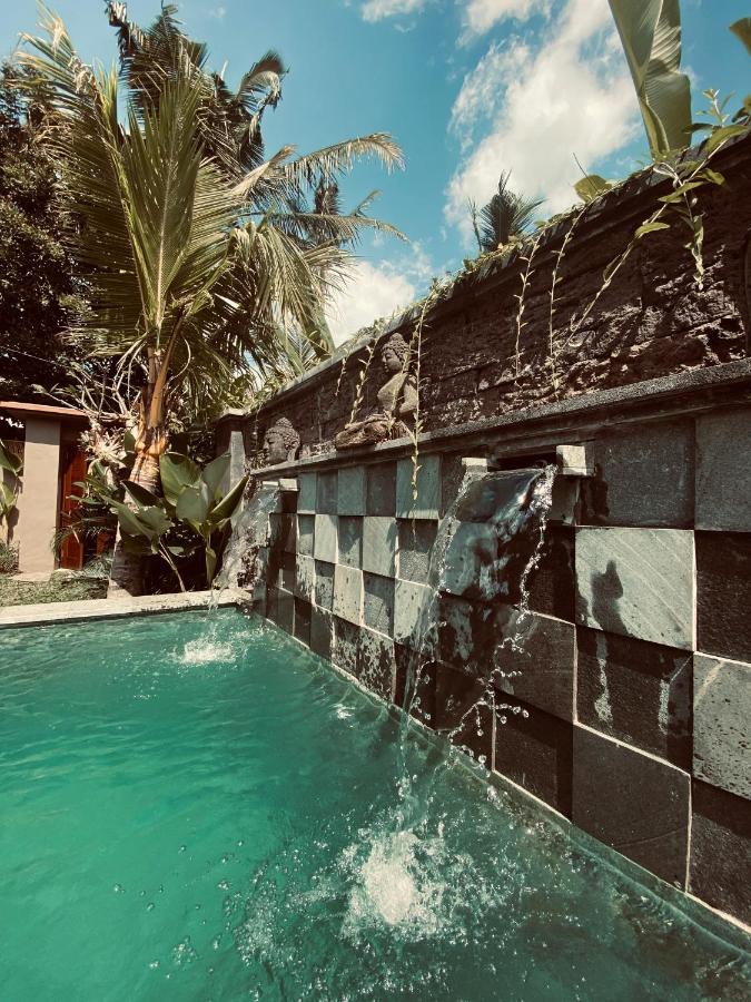 Nirankara Ubud Villa Eksteriør billede
